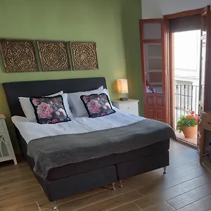 https://olive-tree-bed-and-breakfast.es-andalucia.com